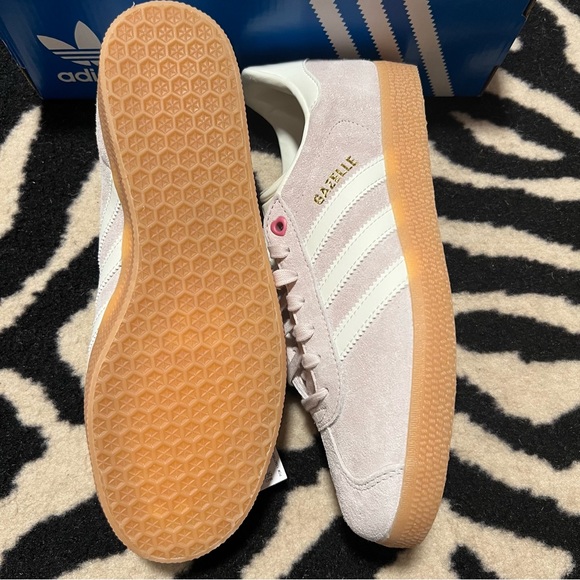 NWT Adidas Gazelle Valentine’s Putty Mauve Ivory Pink Sneakers Sz Women’s 7.5 - Picture 13 of 15